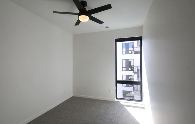 3 beds, 2 baths, 1,625 sqft, $4,000, Unit 914