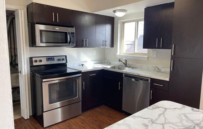 2 beds, 2 baths, 1,107 sqft, $1,600, Unit BC05-2B