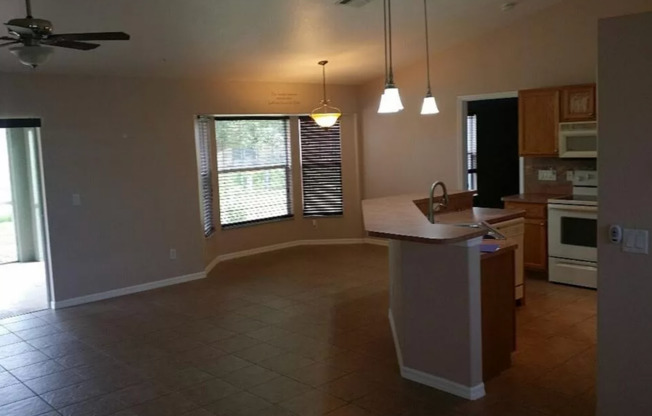 Deposit-Free! Cape Coral, FL