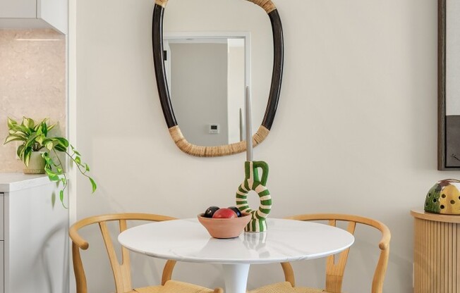 1 bed, 1 bath, $3,774, Unit 724