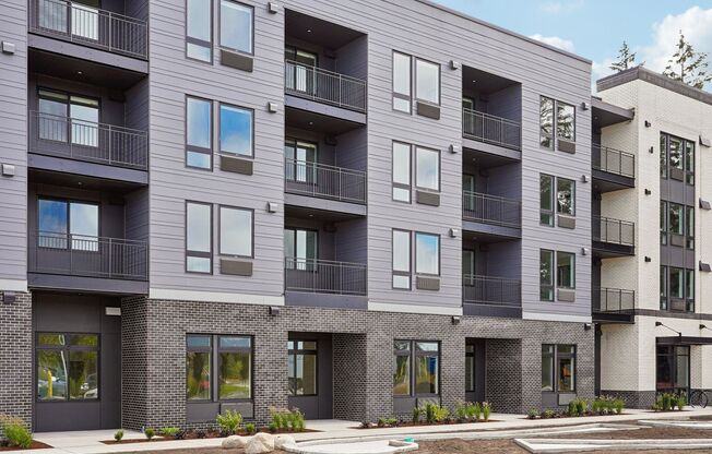 1 bed, 1 bath, 548 sqft, $1,725, Unit 427