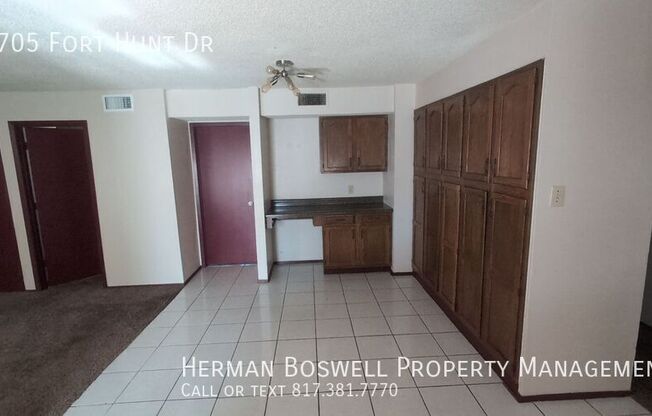3705 FT HUNT DR