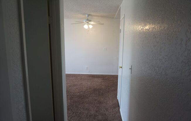 2 beds, 2 baths, 800 sqft, $2,100