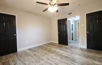 3 beds, 1.5 baths, 2,000 sqft, $2,295