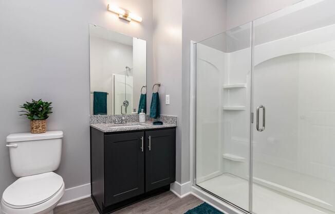 Renovated Bathroom at Barclay Place Apartments, Wilmington, NC