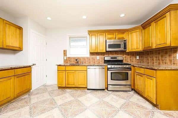 133 24 225 ST