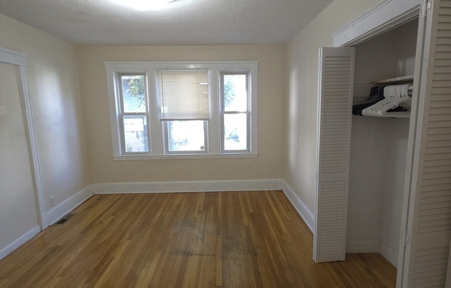 10 12 ALCOTT PARK