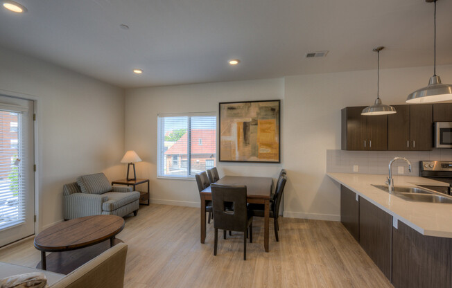 1 bed, 1 bath, 701 sqft, $1,160, Unit 203