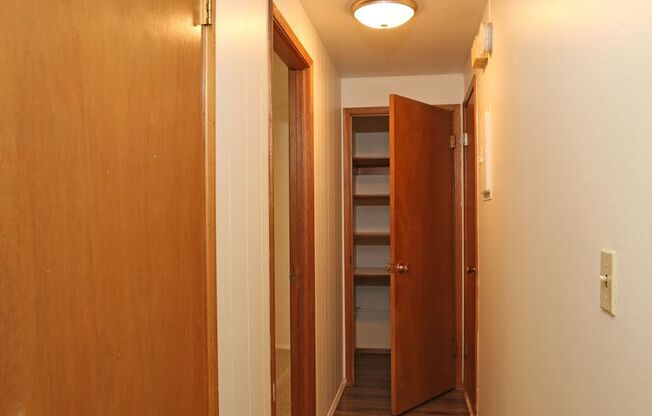 2 beds, 1 bath, 825 sqft, $2,095, Unit 5