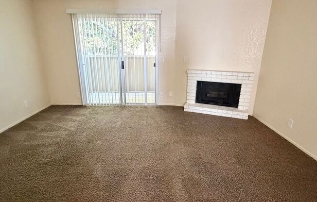 1 bed, 1 bath, 714 sqft, $1,275, Unit 256A