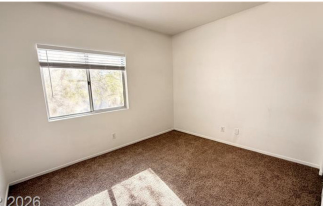 2 beds, 2 baths, $1,310, Unit UNIT 2046