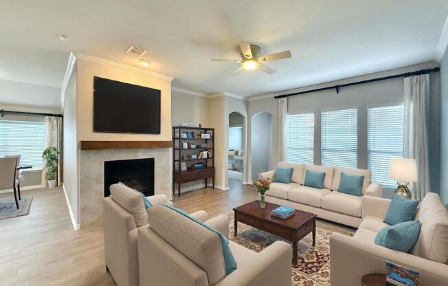 Modern Comfort & Space in Charming Celina!