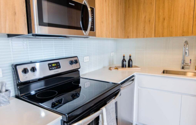 2619 North Clark