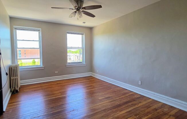 Studio, 1 bath, $1,150, Unit 307