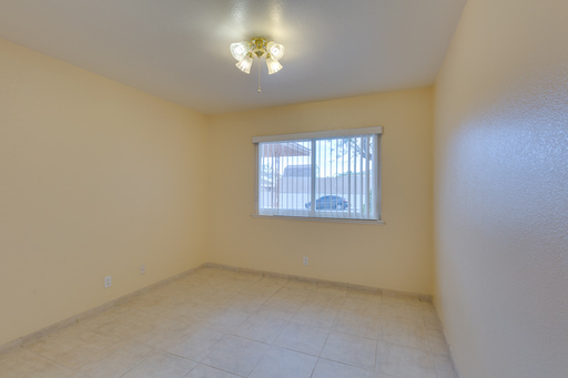 3 beds, 2 baths, $1,700