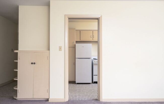 Studio, 1 bath, 451 sqft, $996, Unit 1167-204