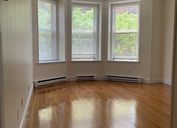 265 Newbury St 6