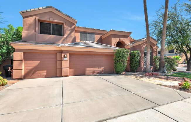 DEPOSIT FREE PROGRAM!! Beautiful Scottsdale Camelot Ranch Home w Pool!!