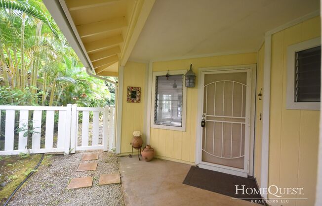 Large Bright, Clean Pet Friendly Kaneohe Rental - 3/2.5, Garage and PV