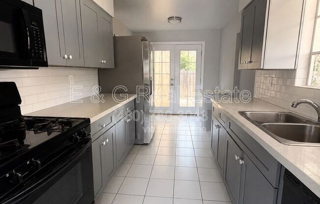 543 W. 19th St
