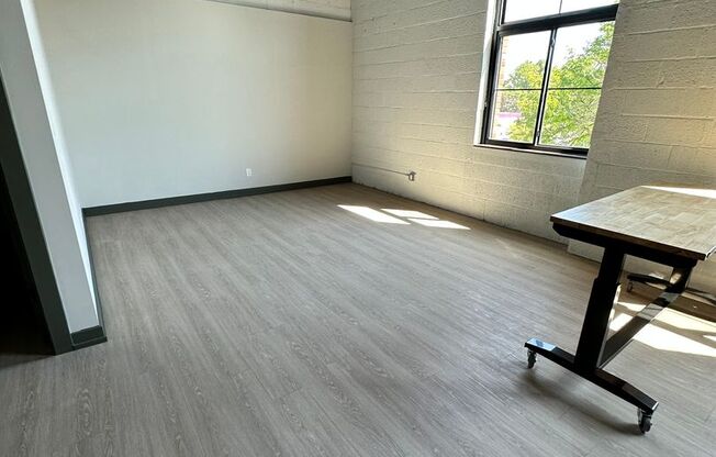 1 bed, 1 bath, 620 sqft, $1,850, Unit 2219-216