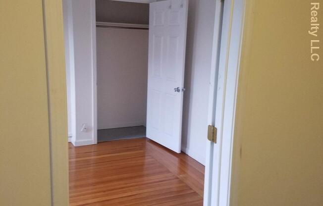784 MAIN ST