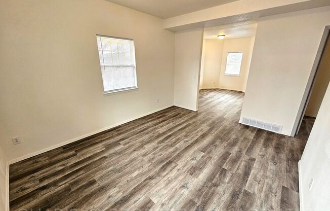 Cozy Two-Bedroom Apartment – Great Location, Great Price!