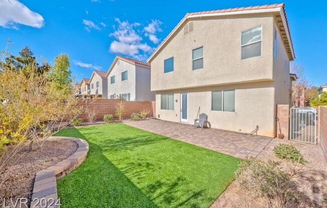 4 Bedroom For Rent! Near Durango Station