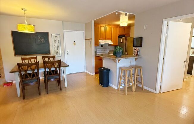 Beautiful 2 Bed/2 Bath Condo for Rent in Mission Verde!