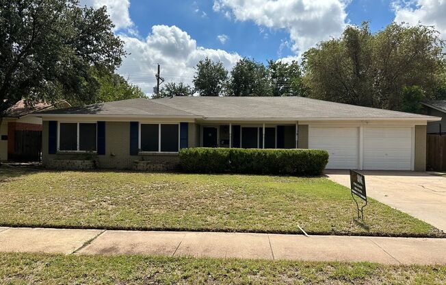 4301 63rd - Pre-leasing July 11th Move In