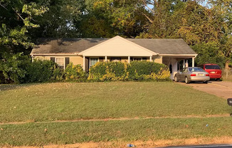 Newly Renovated 3 bed 1.5 bath in Horn Lake, MS