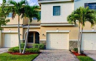 Available Now: Townhouse in Aventura Isles | 3 Bed, 2.5 Bath + 1-Car Garage