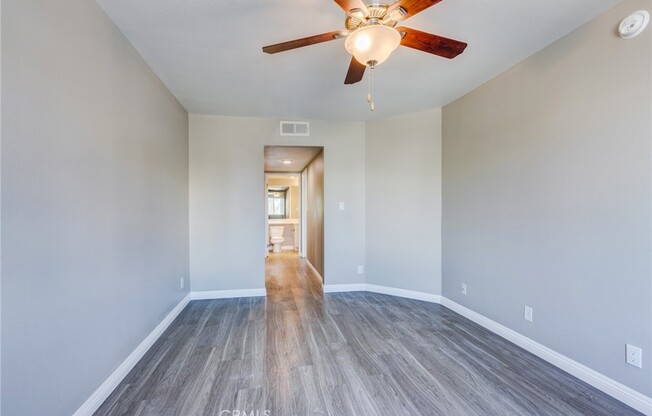 4500 Laurel Canyon Blvd