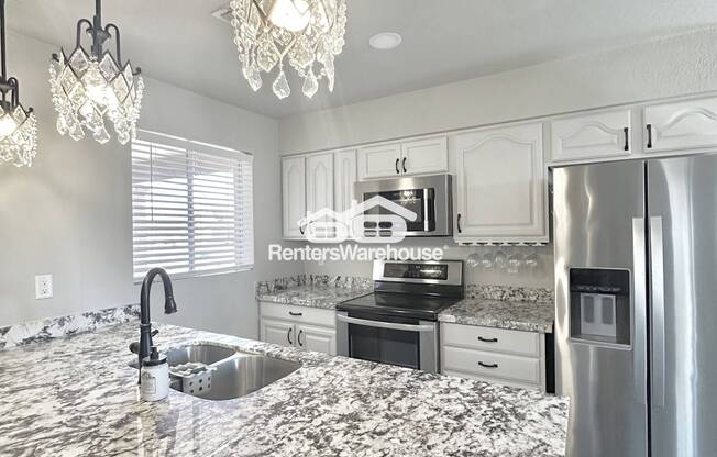 310 W PONTIAC DR