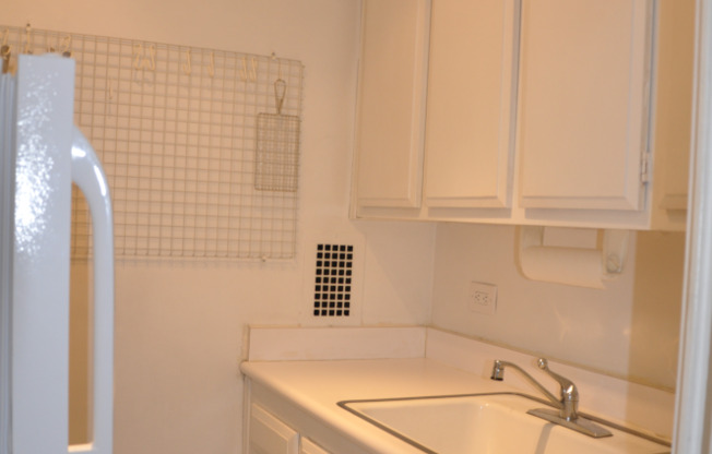220 E 57 ST