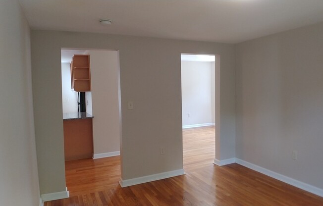 2 beds, 1.5 baths, 1,200 sqft, $2,000, Unit 3