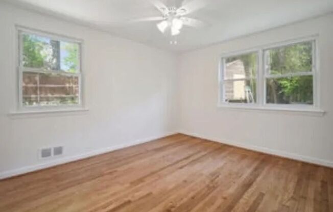 3 beds, 2.5 baths, $3,550