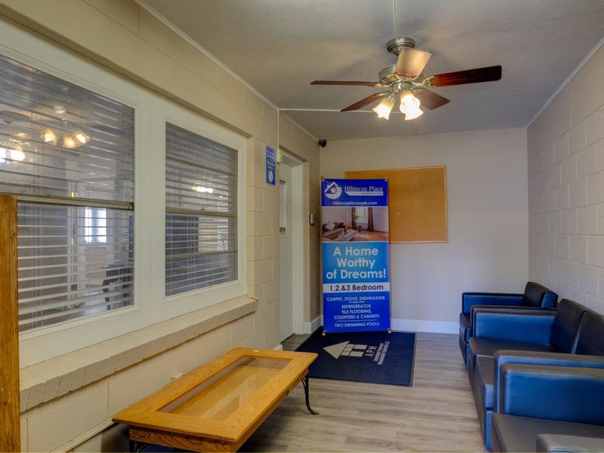 Hibiscus Place Apartments