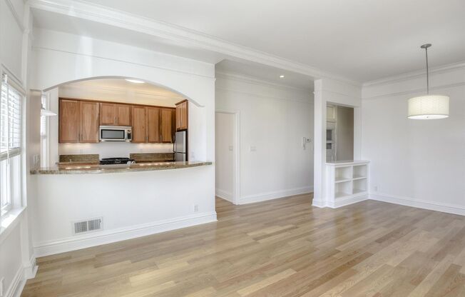 1065 Montgomery Street (1012r)