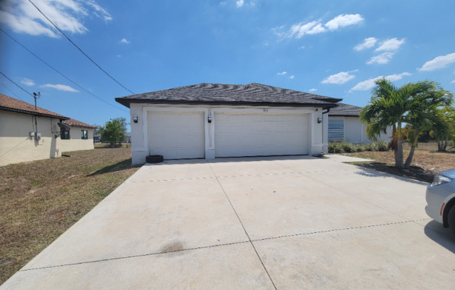 322 SW 23 ST