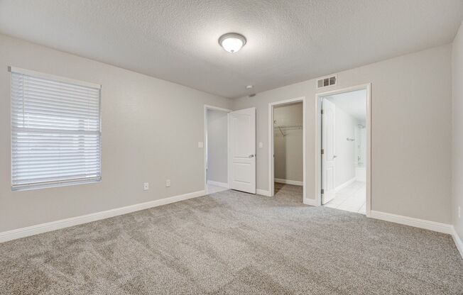3 beds, 2 baths, $1,495, Unit # 2065