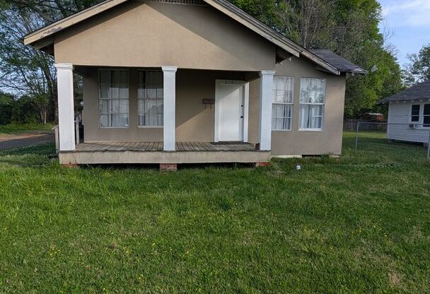Cute home in the Heart of West Monroe