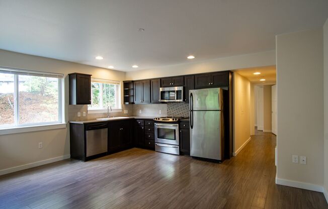FALL IN LOVE: Bright Corner 2-Bdr w/ Patio, DW, & WD