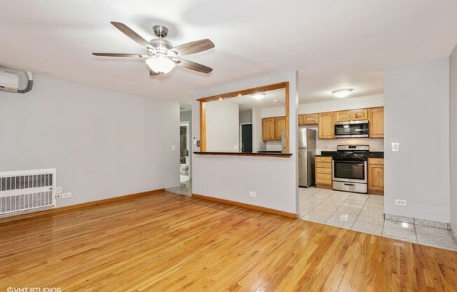 2 beds, 2 baths, 1,085 sqft, $1,995, Unit 5202-307