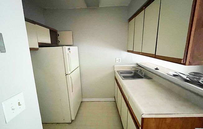 Studio, 1 bath, 425 sqft, $745, Unit 3060-201