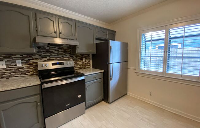 LOVELY ONE STORY 3/2 LOCATED NEAR UTSA!