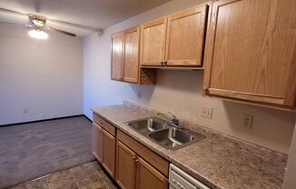 1 bed, 1 bath, 900 sqft, $675, Unit 103