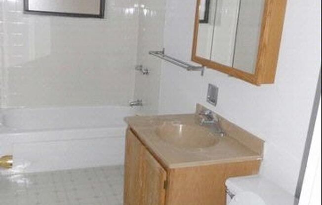 2319 N. Kedzie LP
