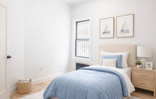 629 E 28 ST