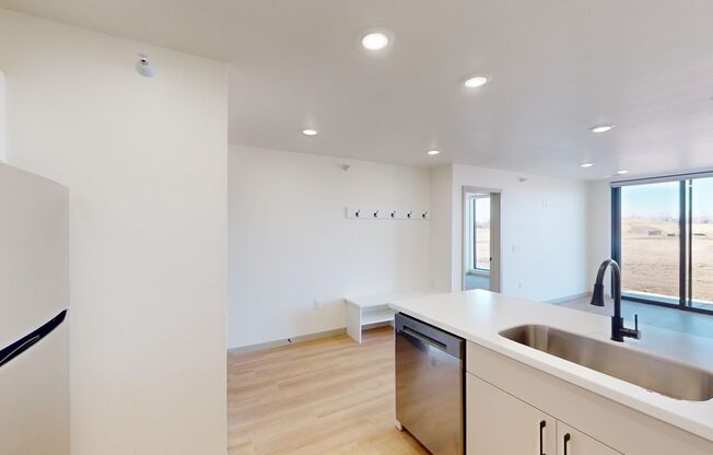 3 beds, 2 baths, 1,111 sqft, $1,465, Unit 2404-304